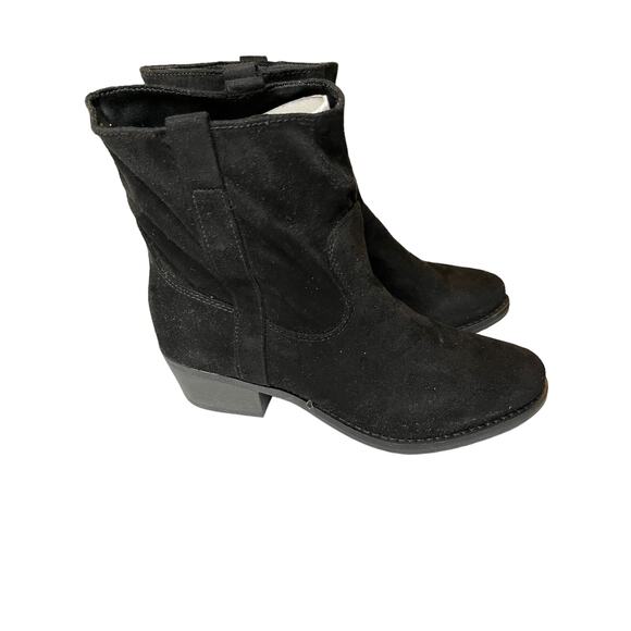 NWOB Dolcetta Black Faux Suede Jane Pull-On Ankle Booties Women's Size 6.5 - Picture 4 of 7